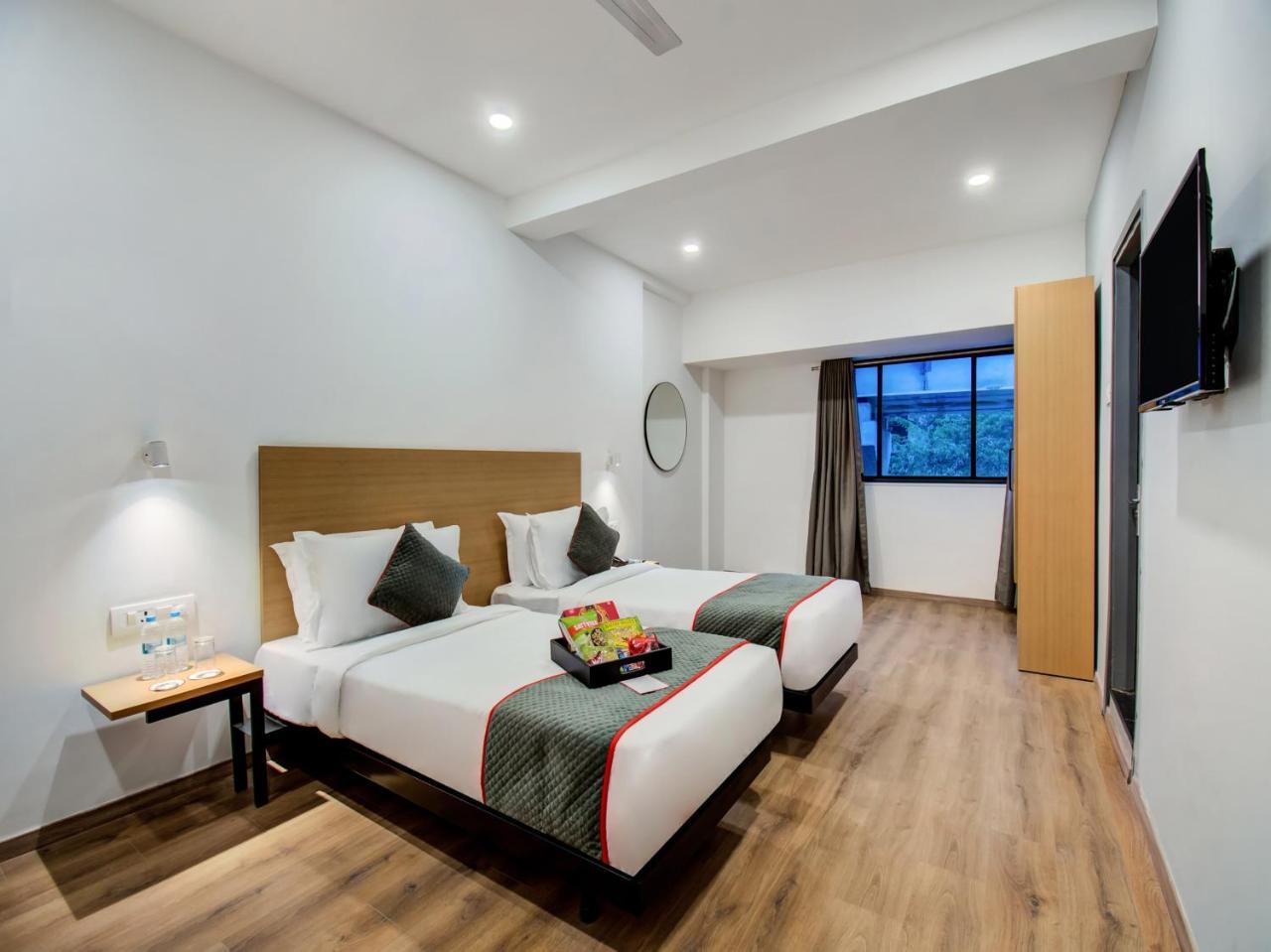 Oyo Townhouse 66 Nagpur Station Ca Road Hotel Exterior foto